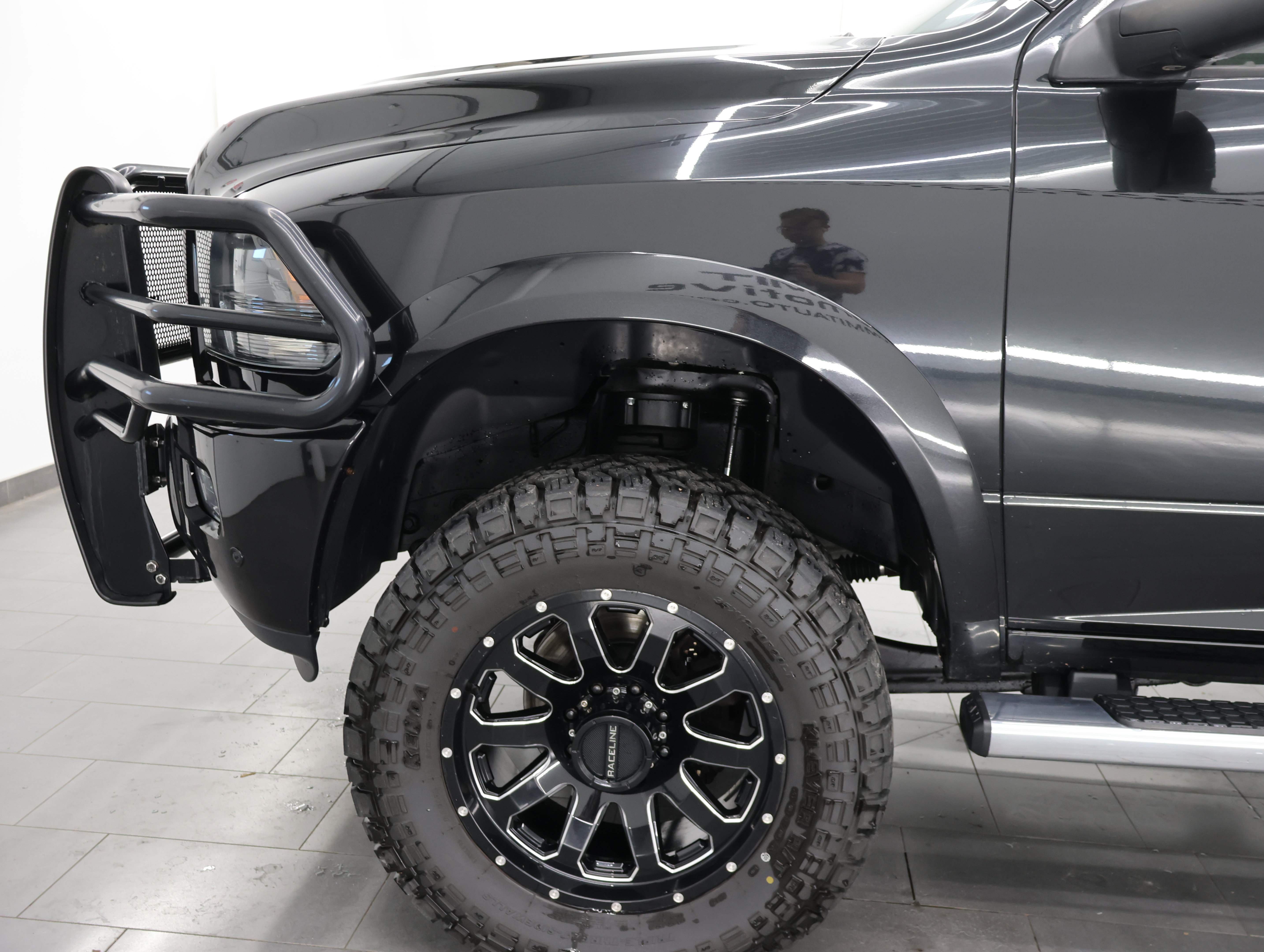 Used 2018 RAM 2500 Big Horn w/ Sport Appearance Group AWD/4WD image 34