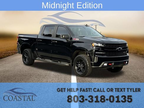 Used 2020 Chevrolet Silverado 1500 LT Trail Boss w/ Midnight Edition image 3