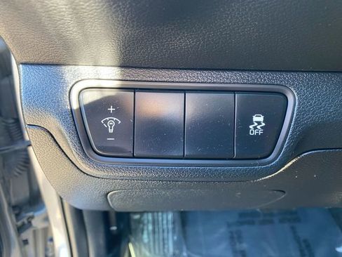 Used 2024 Kia Forte LXS image 18