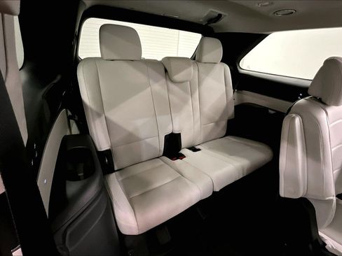 Used 2026 Hyundai Palisade Calligraphy FWD image 32