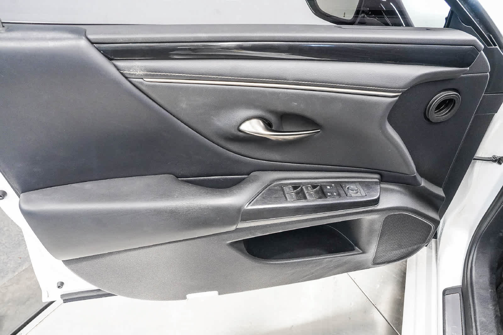 Used 2021 Lexus ES 350 w/ Accessory Package 2 FWD image 22