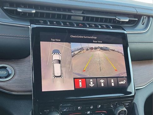 Used 2022 Jeep Grand Cherokee Summit w/ Adv Protech Group IV image 16