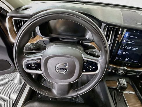 Used 2019 Volvo XC60 T5 Inscription w/ Protection Package AWD/4WD image 22
