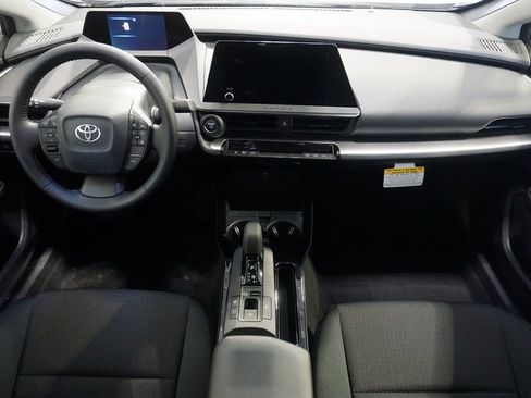New 2026 Toyota Prius LE image 25