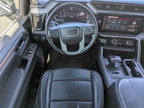Used 2024 GMC Sierra 1500 Denali w/ Denali Reserve Package AWD/4WD image 18