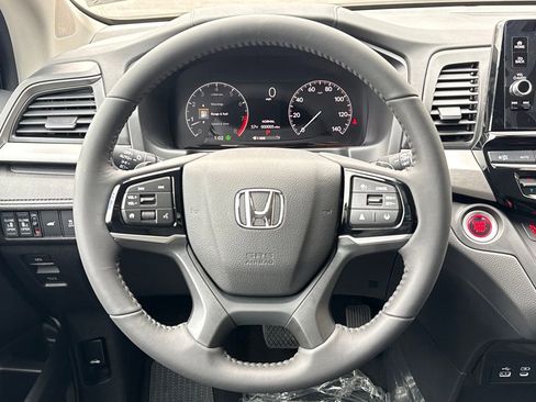 New 2026 Honda Odyssey EX-L image 17