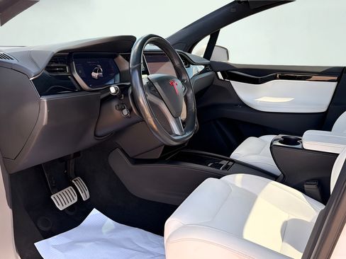 Used 2019 Tesla Model X Performance AWD/4WD image 10