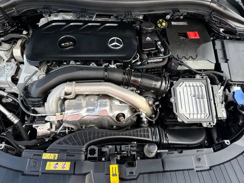 Used 2025 Mercedes-Benz GLA 250 image 16