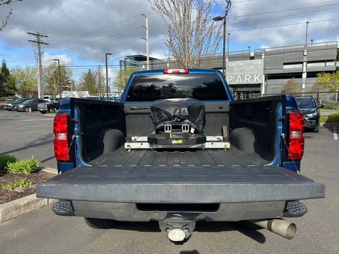 Used 2015 Chevrolet Silverado 3500 LT AWD/4WD image 23