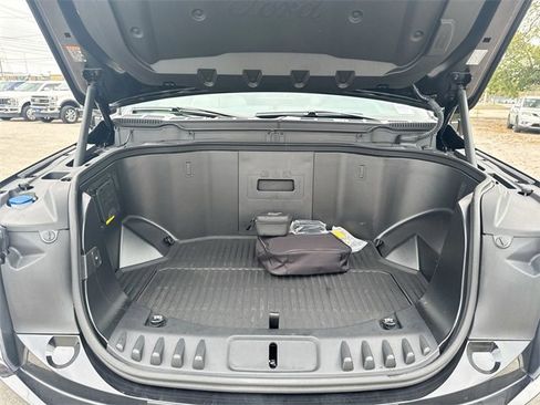 Certified 2023 Ford F150 Lightning Platinum image 22