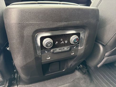 Used 2022 GMC Yukon AT4 AWD/4WD image 44