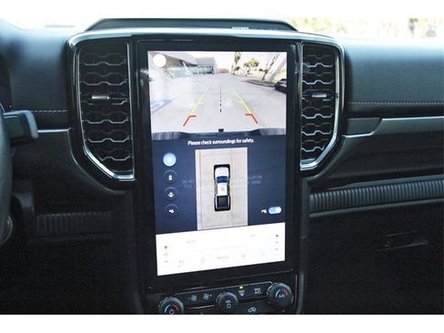 Used 2024 Ford Ranger Lariat w/ FX4 Off-Road Package image 24