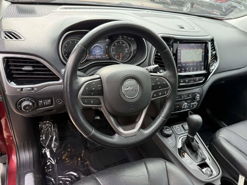 Used 2021 Jeep Cherokee Limited w/ Elite Package AWD/4WD image 2