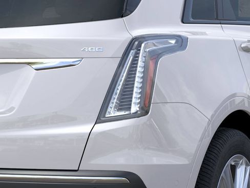 New 2026 Cadillac XT5 Sportv image 11
