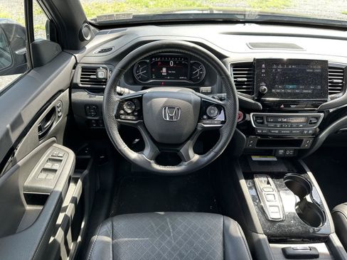 Used 2023 Honda Passport Elite image 12