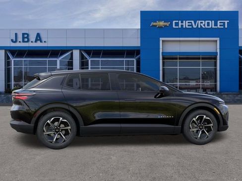 New 2026 Chevrolet Equinox EV LT image 5