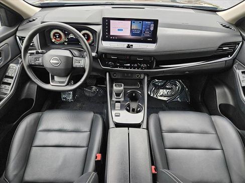 Used 2026 Nissan Rogue SL FWD image 21