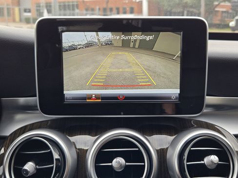 Used 2018 Mercedes-Benz C 300 4MATIC Sedan image 26