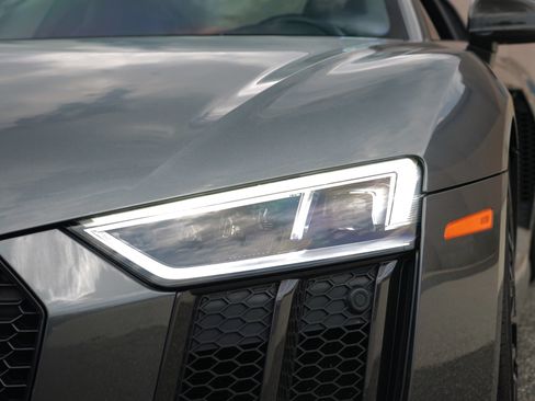 Used 2018 Audi R8 V10 plus AWD/4WD image 8