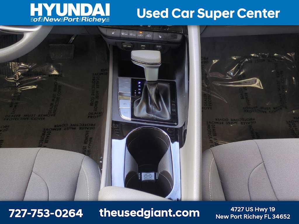 Used 2022 Hyundai Elantra Blue w/ Cargo Package FWD image 18