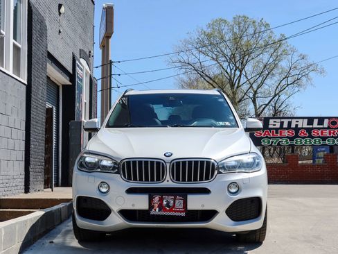 Used 2016 BMW X5 xDrive50i w/ M Sport AWD/4WD image 2