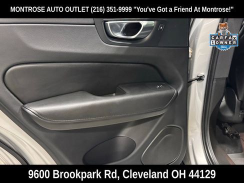 Used 2023 Volvo XC60 B5 Plus image 33