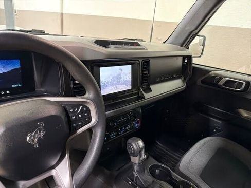 Used 2022 Ford Bronco 4-Door w/ Sasquatch Package AWD/4WD image 19