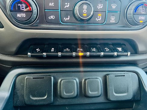 Used 2017 GMC Sierra 2500 Denali w/ Duramax Plus Package image 32