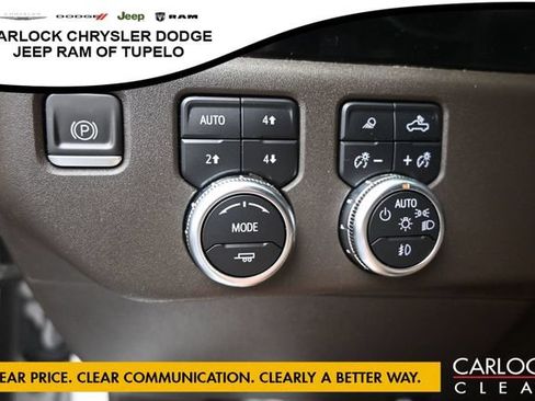Used 2022 GMC Sierra 1500 SLT w/ SLT Premium Plus Package AWD/4WD image 13