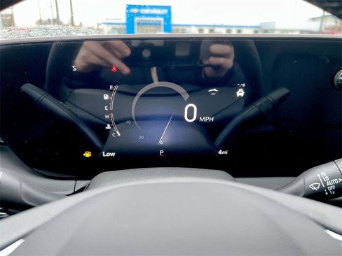 New 2026 Buick Envista Sport Touring image 11