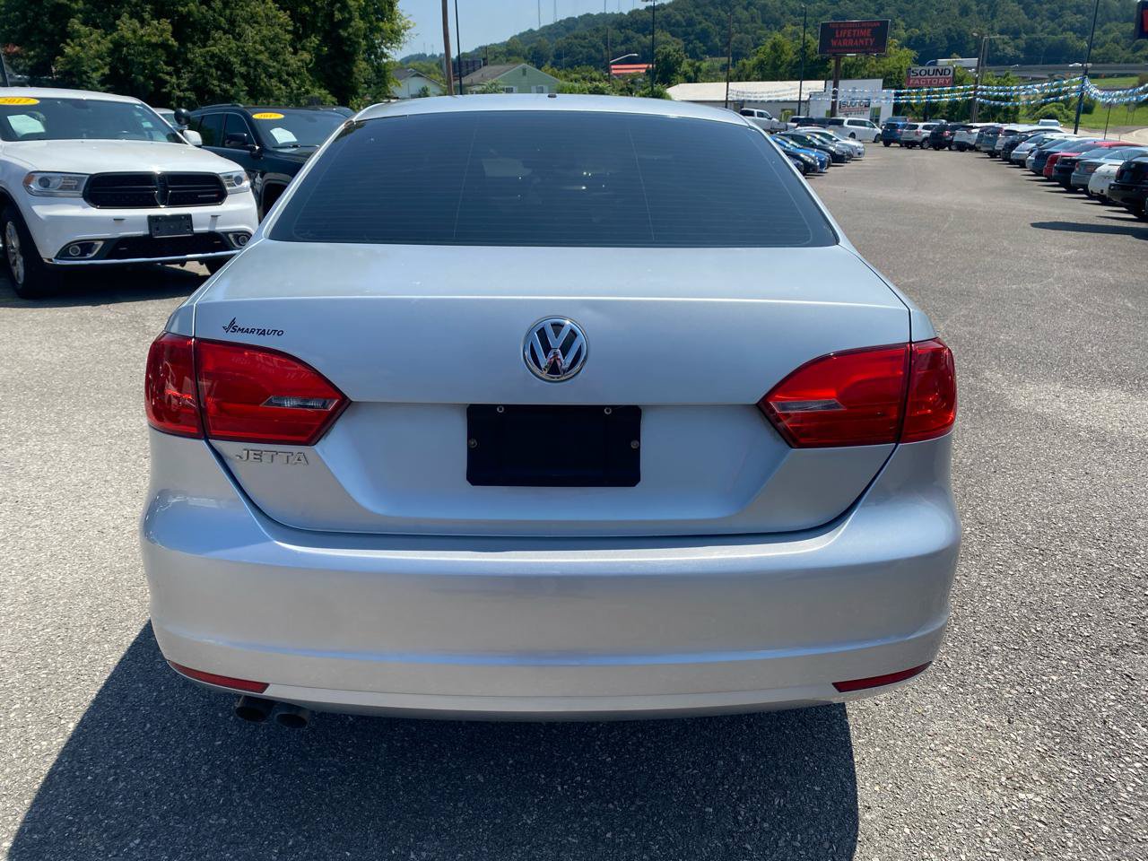 Used 2013 Volkswagen Jetta S FWD image 5