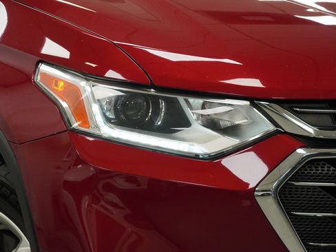 Used 2018 Chevrolet Traverse LT FWD image 39