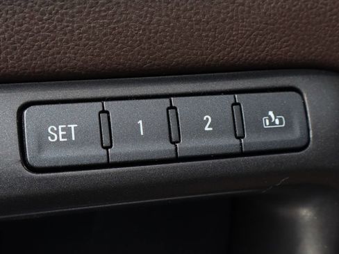 Used 2016 GMC Sierra 2500 Denali w/ Duramax Plus Package image 18