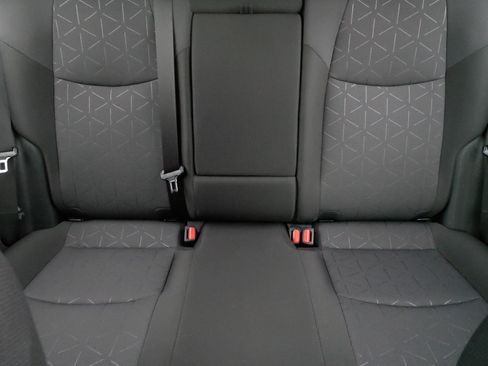 Certified 2021 Toyota RAV4 XLE w/ Convenience Package AWD/4WD image 13