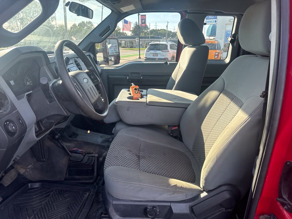 Used 2014 Ford F350 XL w/ Power Equipment Group AWD/4WD image 9
