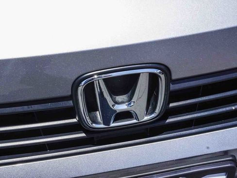 Used 2022 Honda Civic Sport image 11