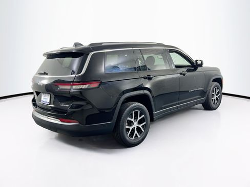 Used 2023 Jeep Grand Cherokee L Limited AWD/4WD image 5