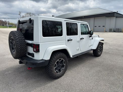Used 2016 Jeep Wrangler Unlimited Rubicon image 4