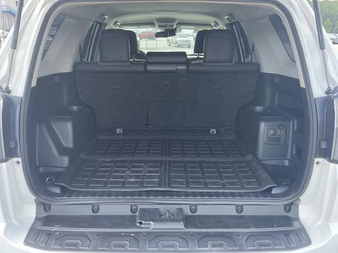 Used 2022 Toyota 4Runner SR5 Premium RWD image 11