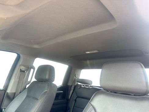Used 2025 GMC Sierra 1500 SLT w/ SLT Convenience Package AWD/4WD image 16