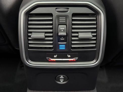 New 2026 Porsche Macan S AWD/4WD image 31