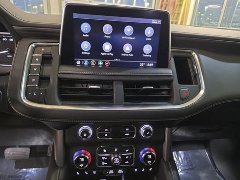 Used 2021 GMC Yukon SLT w/ SLT Premium Package image 22