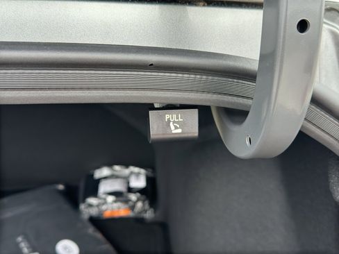New 2026 Hyundai Elantra Hybrid FWD image 31