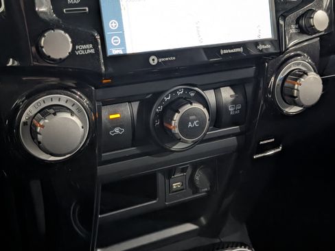 Used 2024 Toyota 4Runner TRD Off-Road Premium w/ Off Road Premium Plus Package image 20