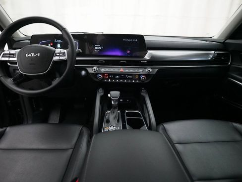 Used 2025 Kia Telluride S image 5