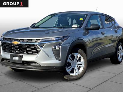 Used 2025 Chevrolet Trax LS