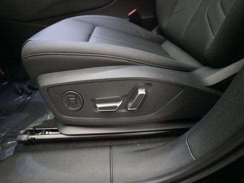 New 2026 Audi Q3 quattro 2.0T AWD/4WD image 30