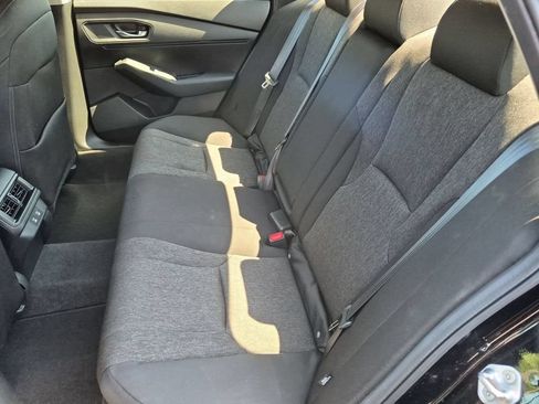 Used 2025 Honda Accord SE image 27