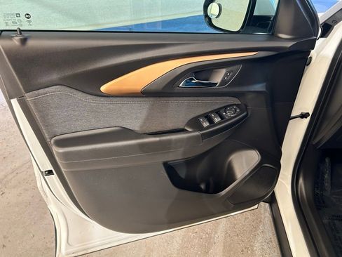 Used 2023 Chevrolet TrailBlazer ACTIV image 22