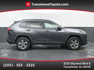 Used 2023 Toyota RAV4 LE AWD/4WD video 1
